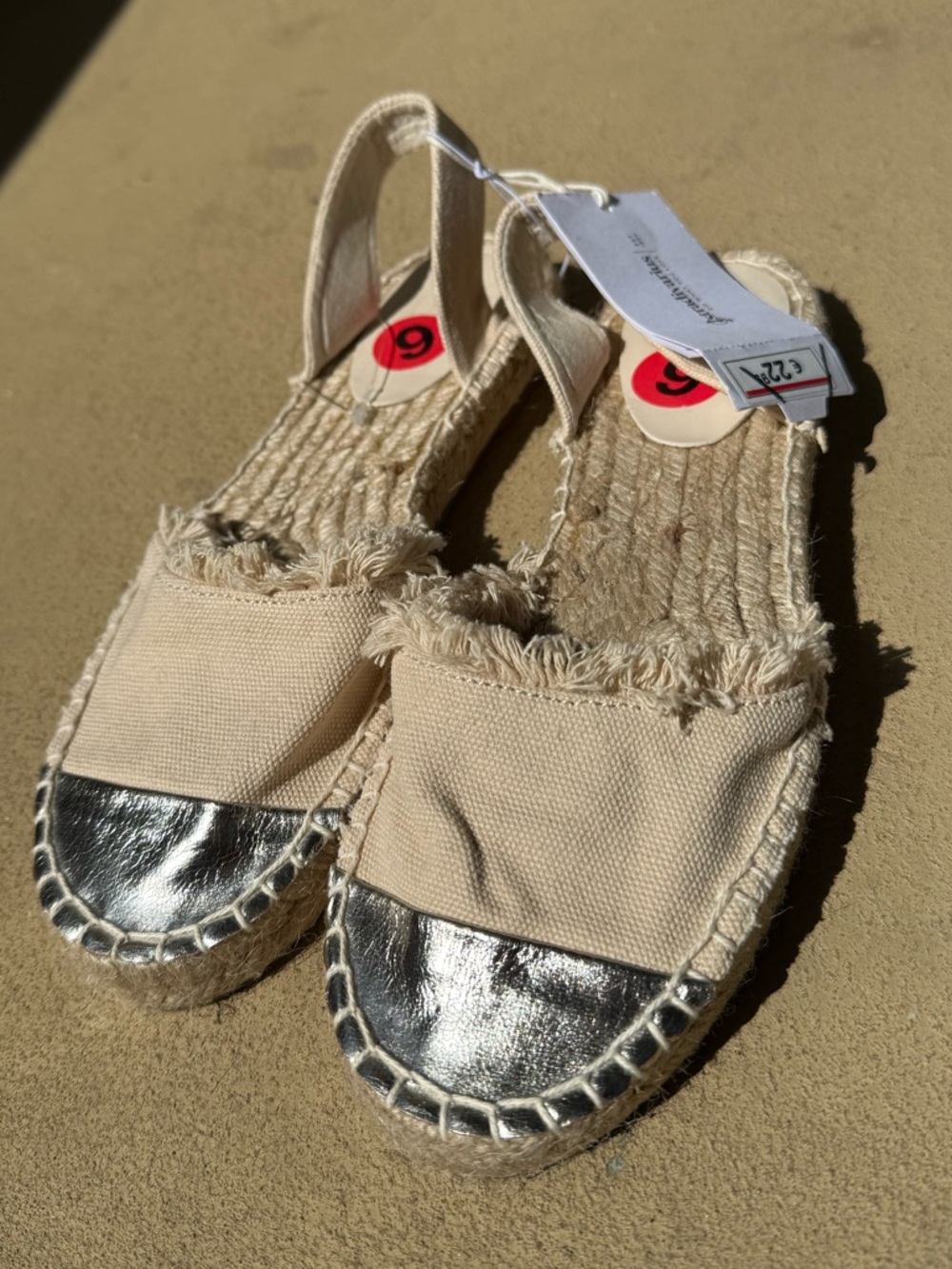 Stradivarius Natural Beige Frayed Espadrille Slides • Alpargatas para mujer
